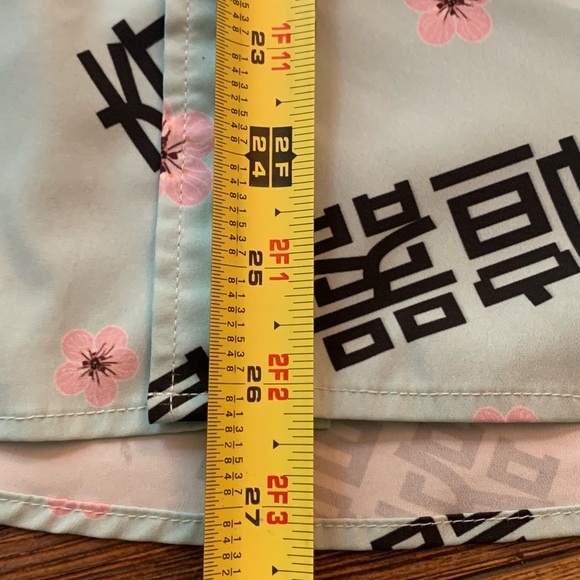 Graphic Just Attitude Cherry Blossom Pastel Blue Button Up Shirt Mens Sz Medium - Picture 6 of 9